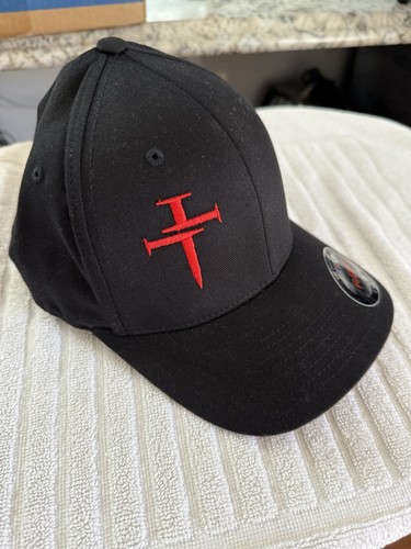 Cappello uomo fede cristiana